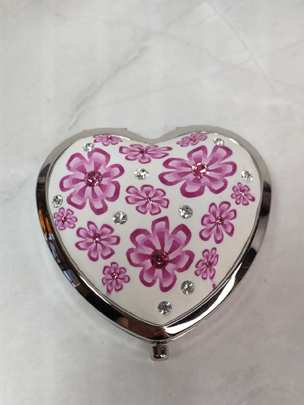 Heart-Shaped Floral Compact Mirror